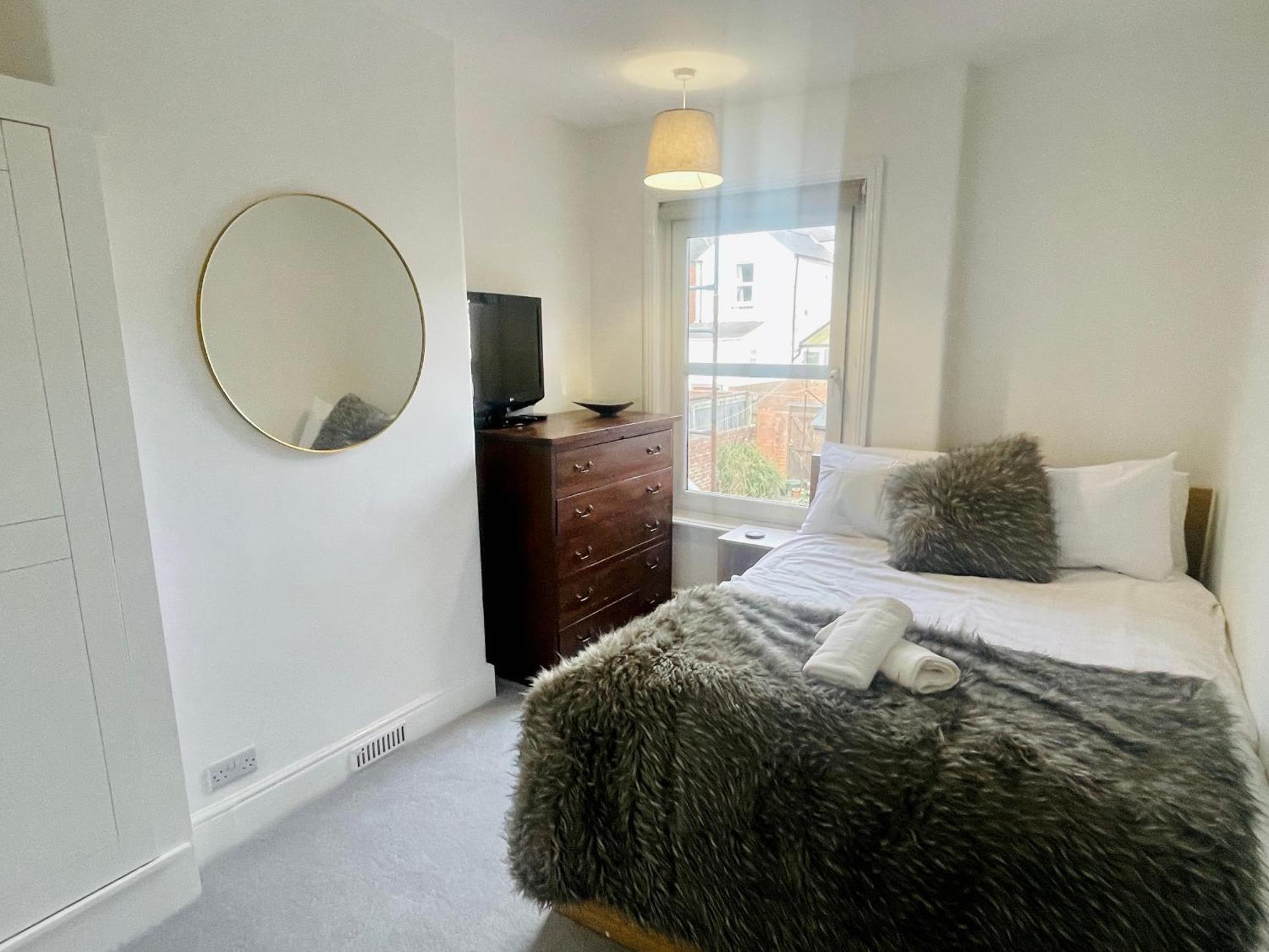 Newly Refurbished City Centre House With Parking Exeter Luaran gambar