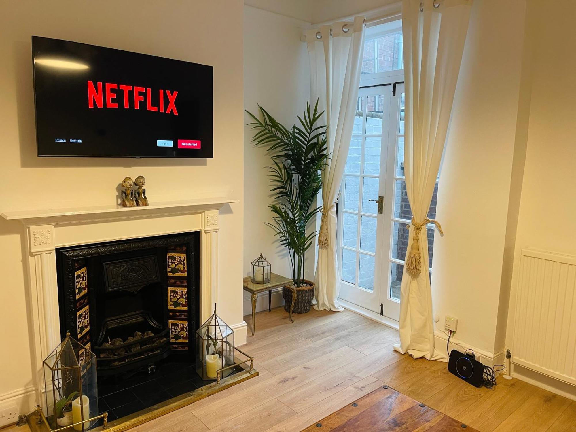 Newly Refurbished City Centre House With Parking Exeter Luaran gambar